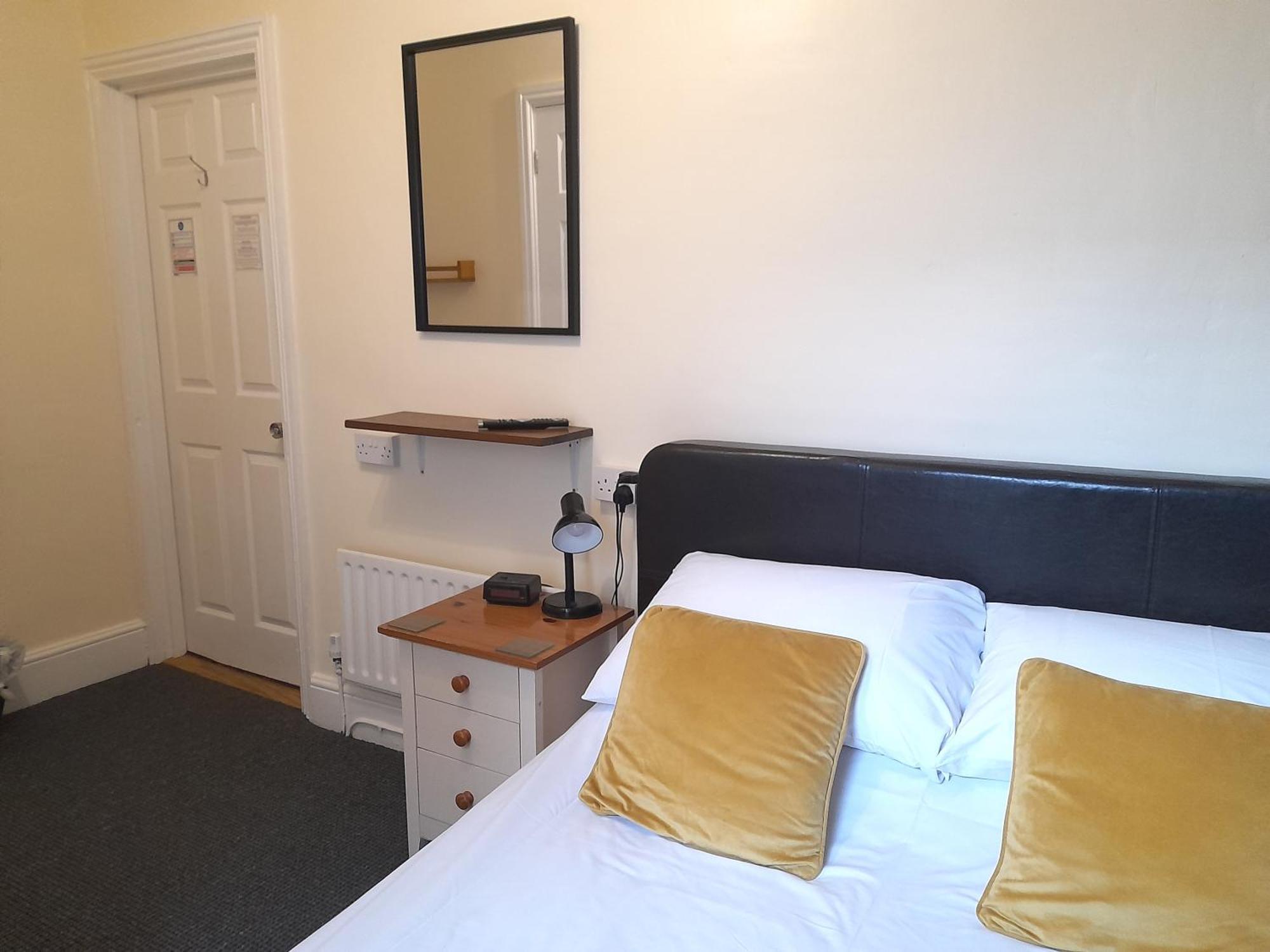 בלקפול Phoenix Guest House חדר תמונה