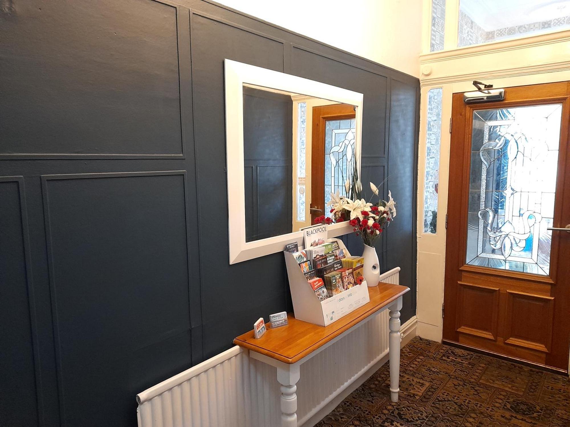 בלקפול Phoenix Guest House מראה חיצוני תמונה