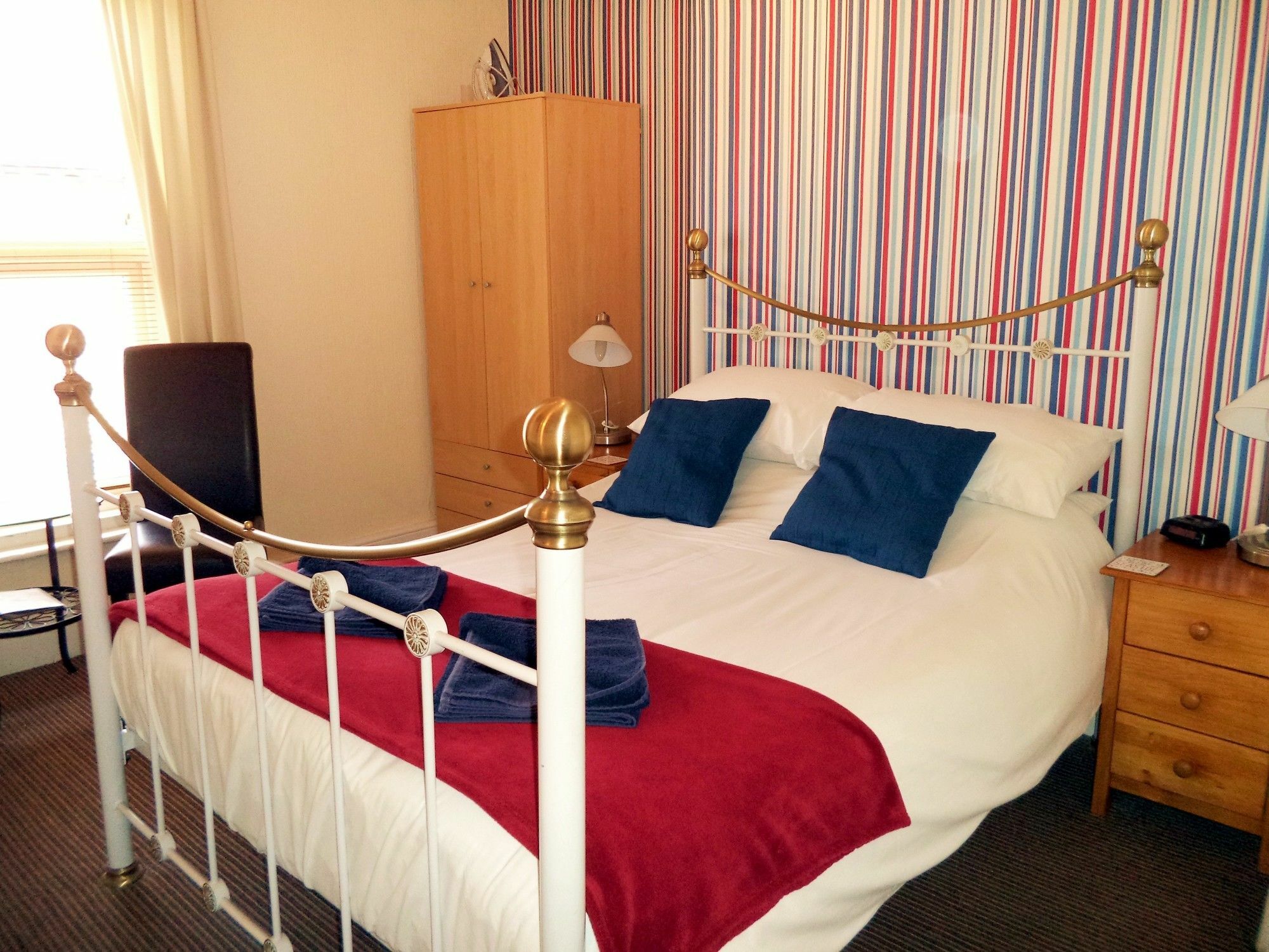 בלקפול Phoenix Guest House מראה חיצוני תמונה