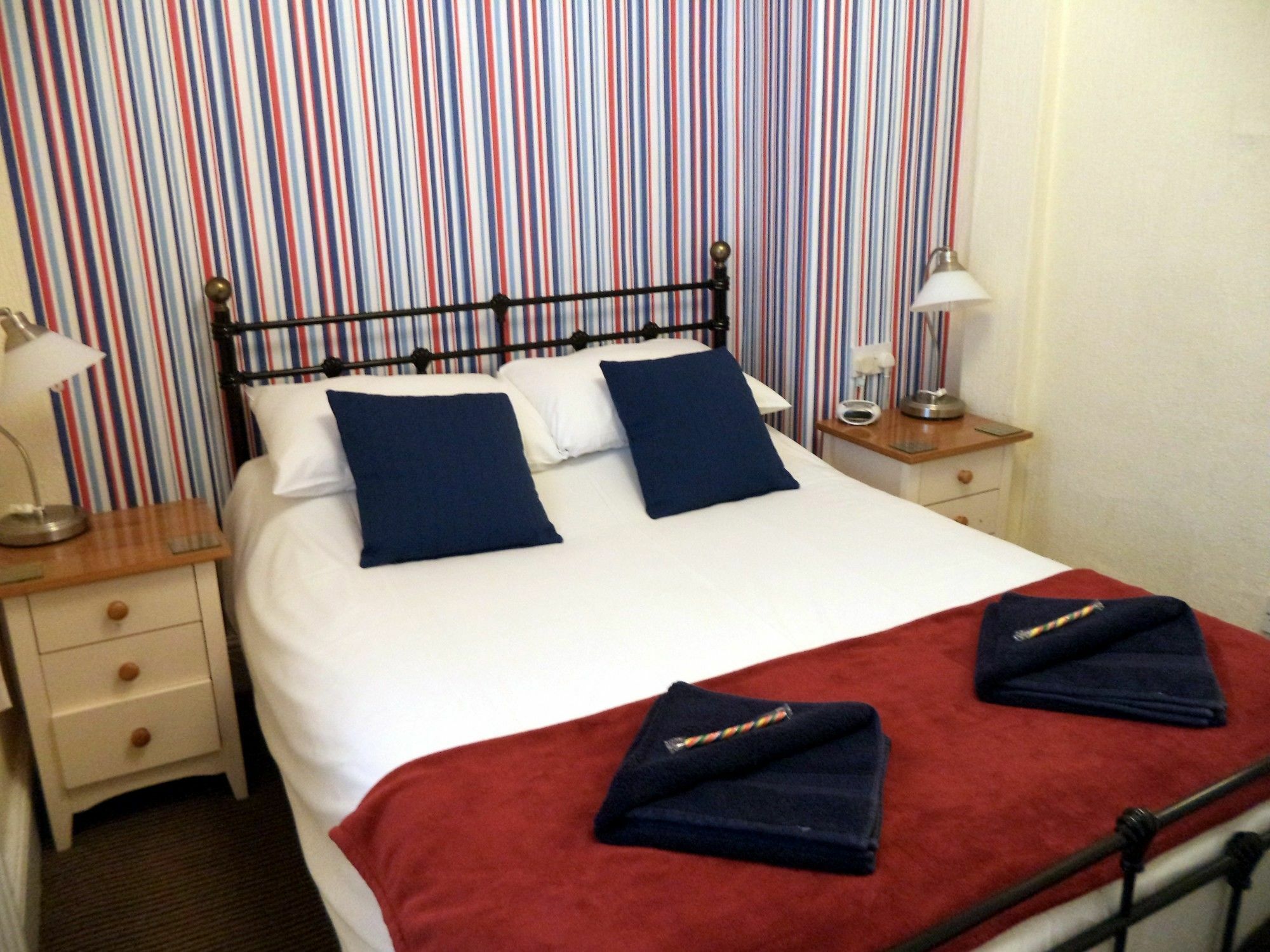 בלקפול Phoenix Guest House מראה חיצוני תמונה